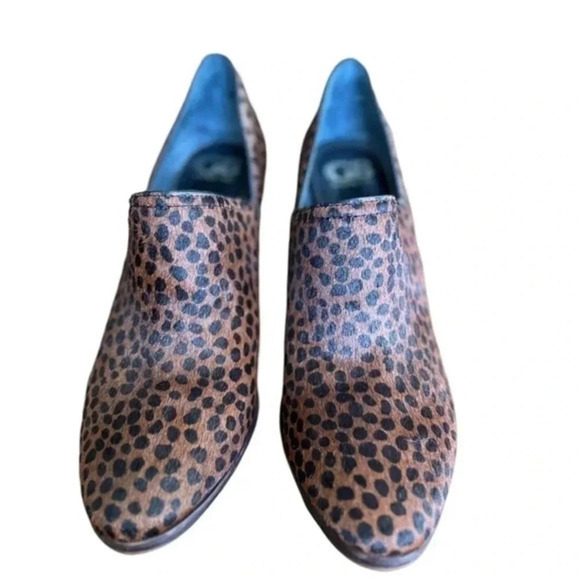 Gianni Bini dyed calf hair booties, size 9 animal print, like new, - Picture 1 of 7